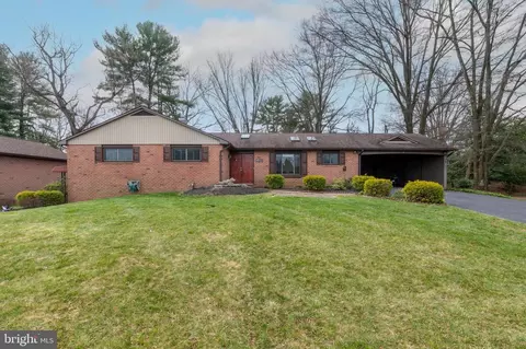 3427 Birch Hollow Rd, Pikesville, MD 21208