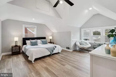 Bedroom - 5106 Benson Ave, Halethorpe, MD 21227 photo 1 of 7