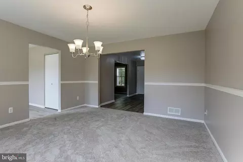 4 Limb Ct, White Hall, MD 21161 photo 7