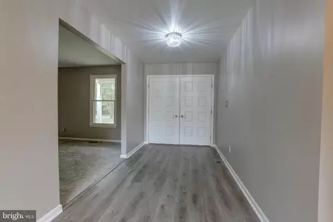 4 Limb Ct, White Hall, MD 21161 photo 4