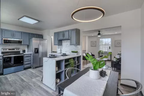 2114 Lawnwood Cir, Gwynn Oak, MD 21207