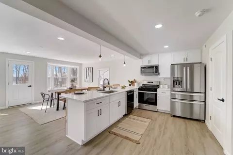 1932 Mountain Ave, Parkville, MD 21234