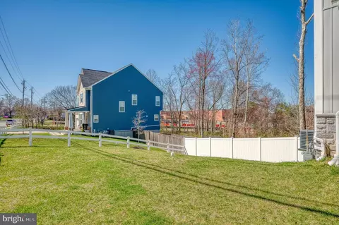 Exterior - 9236 Old Harford Rd, Parkville, MD 21234 photo 13 of 22