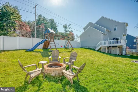 Exterior - 9236 Old Harford Rd, Parkville, MD 21234 photo 7 of 22