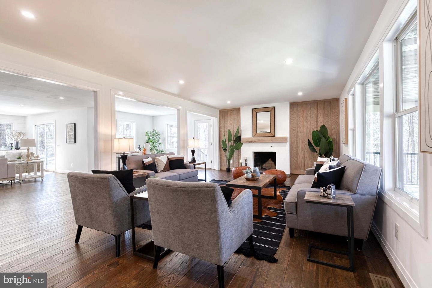 14302 Manor Rd, Phoenix, MD 21131 photo 4