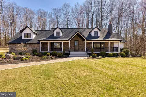 14302 Manor Rd, Phoenix, MD 21131