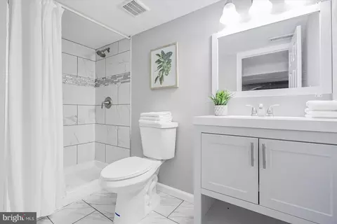 Bath - 12656 Wilson Ave, Fork, MD 21051 photo 6 of 7