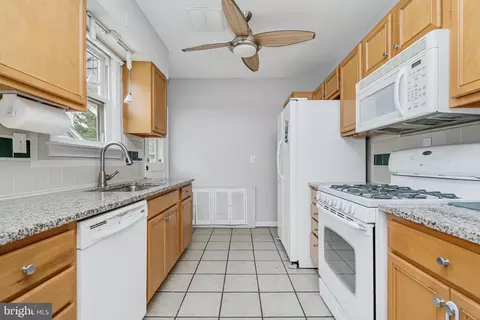 Kitchen - 5311 Highview Rd, Halethorpe, MD 21227 photo 1 of 4