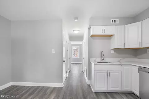 1908 Searles Rd, Dundalk, MD 21222 photo 4
