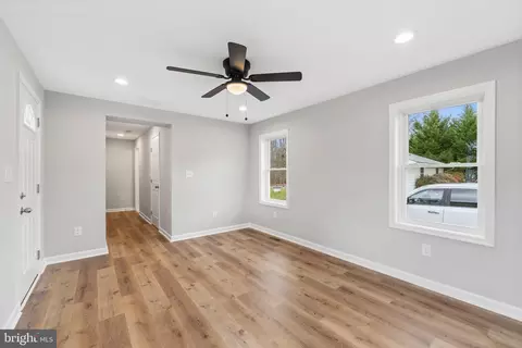 Entry Way - 11207 Baker Ave, White Marsh, MD 21162 photo 8 of 15