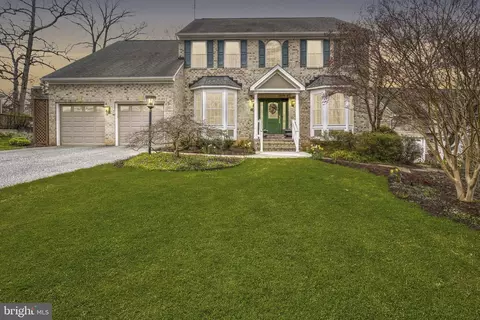 10 Foxway Ter, Towson, MD 21286