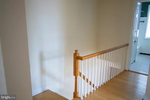 Entry Way - 320 Lambeth, Catonsville, MD 21228 photo 5 of 6