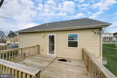 Exterior - 35 Yawmeter, Middle River, MD 21220 photo 6 of 10
