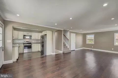 Entry Way - 35 Yawmeter, Middle River, MD 21220 photo 6 of 17