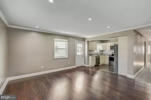 Entry Way - 35 Yawmeter, Middle River, MD 21220 photo 5 of 17
