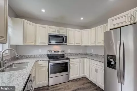 Kitchen - 35 Yawmeter, Middle River, MD 21220 photo 1 of 3