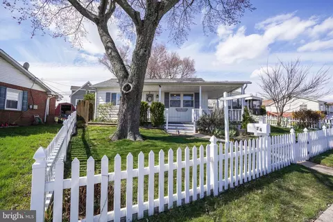 24 Propeller Dr, Middle River, MD 21220 photo 4