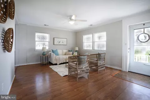 24 Propeller Dr, Middle River, MD 21220 photo 7