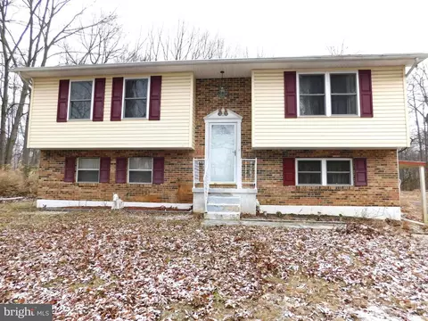 Exterior - 8012 A Bradshaw Rd, Upper Falls, MD 21156 photo 2 of 4