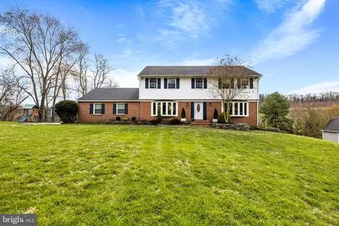 1221 Brook Hollow Rd, Towson, MD 21286
