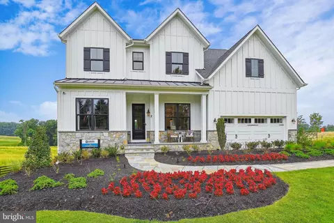 2 Hidden Waters Way, Pikesville, MD 21208
