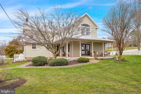 4207 Beckleysville Rd, Hampstead, MD 21074