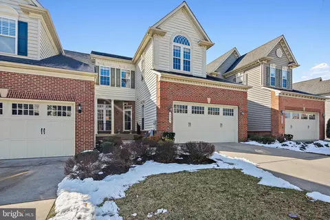 8339 Meadowsweet Rd, Pikesville, MD 21208