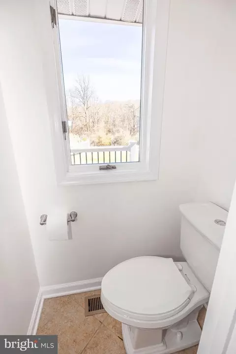 Bath - 13513 Devonfield Dr, Baldwin, MD 21013 photo 5 of 11