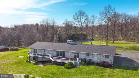 View/Area - 13513 Devonfield Dr, Baldwin, MD 21013 photo 4 of 9