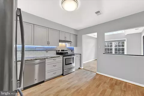 Kitchen - 2149 C Woodbox Ln #2149C, Baltimore, MD 21209 photo 3 of 3