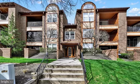 2149 C Woodbox Ln #2149C, Baltimore, MD 21209