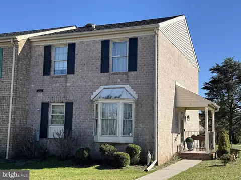 1 Bartley Ct, Nottingham, MD 21236