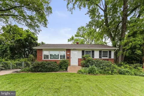 817 Suburbian Rd, Reisterstown, MD 21136