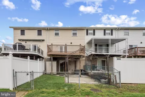 Exterior - 2012 Wintergreen Pl, Rosedale, MD 21237 photo 4 of 4