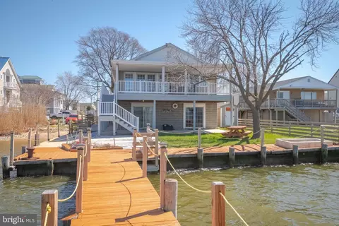 Exterior - 2822 Bay Dr, Sparrows Point, MD 21219 photo 24 of 25