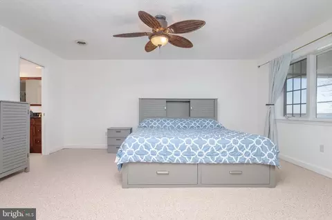 Bedroom - 2822 Bay Dr, Sparrows Point, MD 21219 photo 5 of 9