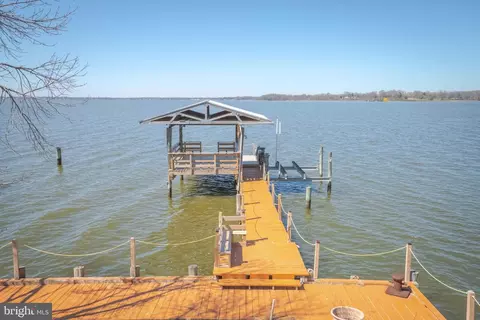 View/Area - 2822 Bay Dr, Sparrows Point, MD 21219 photo 5 of 10