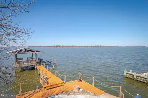 Exterior - 2822 Bay Dr, Sparrows Point, MD 21219 photo 12 of 25
