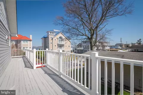 Exterior - 2822 Bay Dr, Sparrows Point, MD 21219 photo 15 of 25