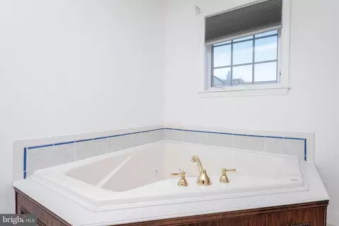 Bath - 2822 Bay Dr, Sparrows Point, MD 21219 photo 8 of 13