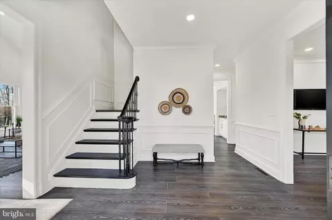 Entry Way - 2128 Highland Ridge Dr, Phoenix, MD 21131 photo 2 of 2