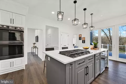 Kitchen - 2128 Highland Ridge Dr, Phoenix, MD 21131 photo 4 of 6