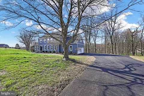 Exterior - 2128 Highland Ridge Dr, Phoenix, MD 21131 photo 6 of 7