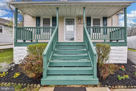 Exterior - 1911 Monumental Rd, Halethorpe, MD 21227 photo 8 of 9