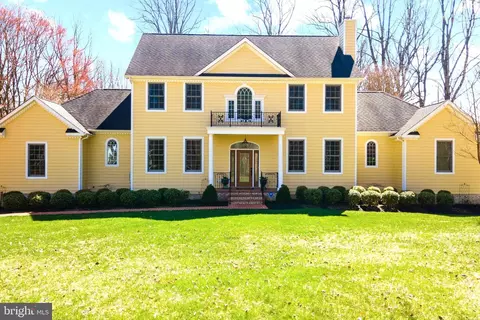 10 Mollie Ct, Phoenix, MD 21131