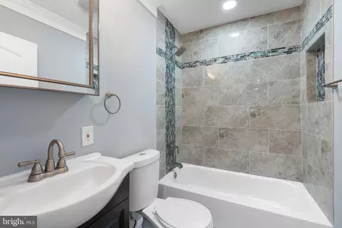 Bath - 8 Oakwood Rd, Dundalk, MD 21222 photo 3 of 3