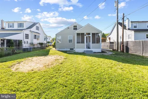 Exterior - 8 Oakwood Rd, Dundalk, MD 21222 photo 2 of 14