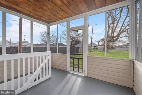 Exterior - 8 Oakwood Rd, Dundalk, MD 21222 photo 10 of 14