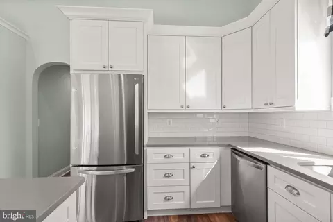 Kitchen - 7635 S Bend Rd, Dundalk, MD 21222 photo 4 of 4