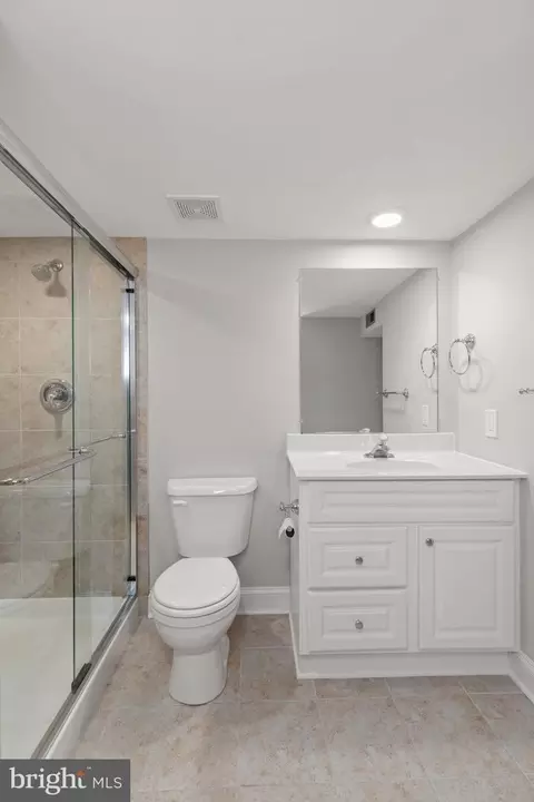 Bath - 7635 S Bend Rd, Dundalk, MD 21222 photo 3 of 3